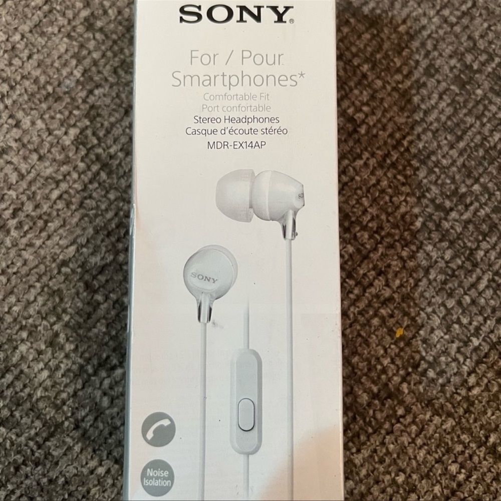 ✨Sony Wired Earbud Headphones - Picture 2 of 6